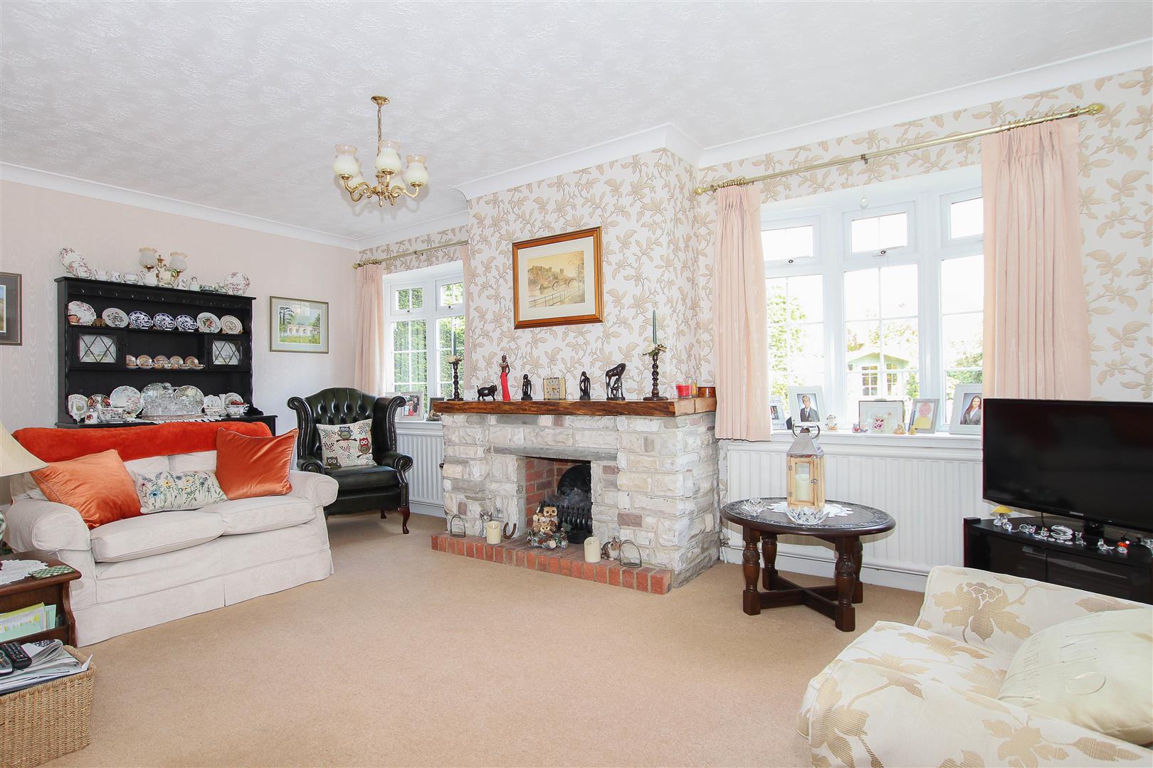 Fingrith Hall Road, Blackmore, Ingatestone Keith Ashton